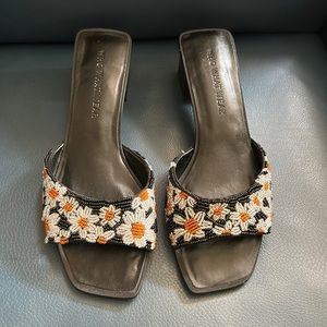 COPY - Who what wear Beaded flower SANDALS